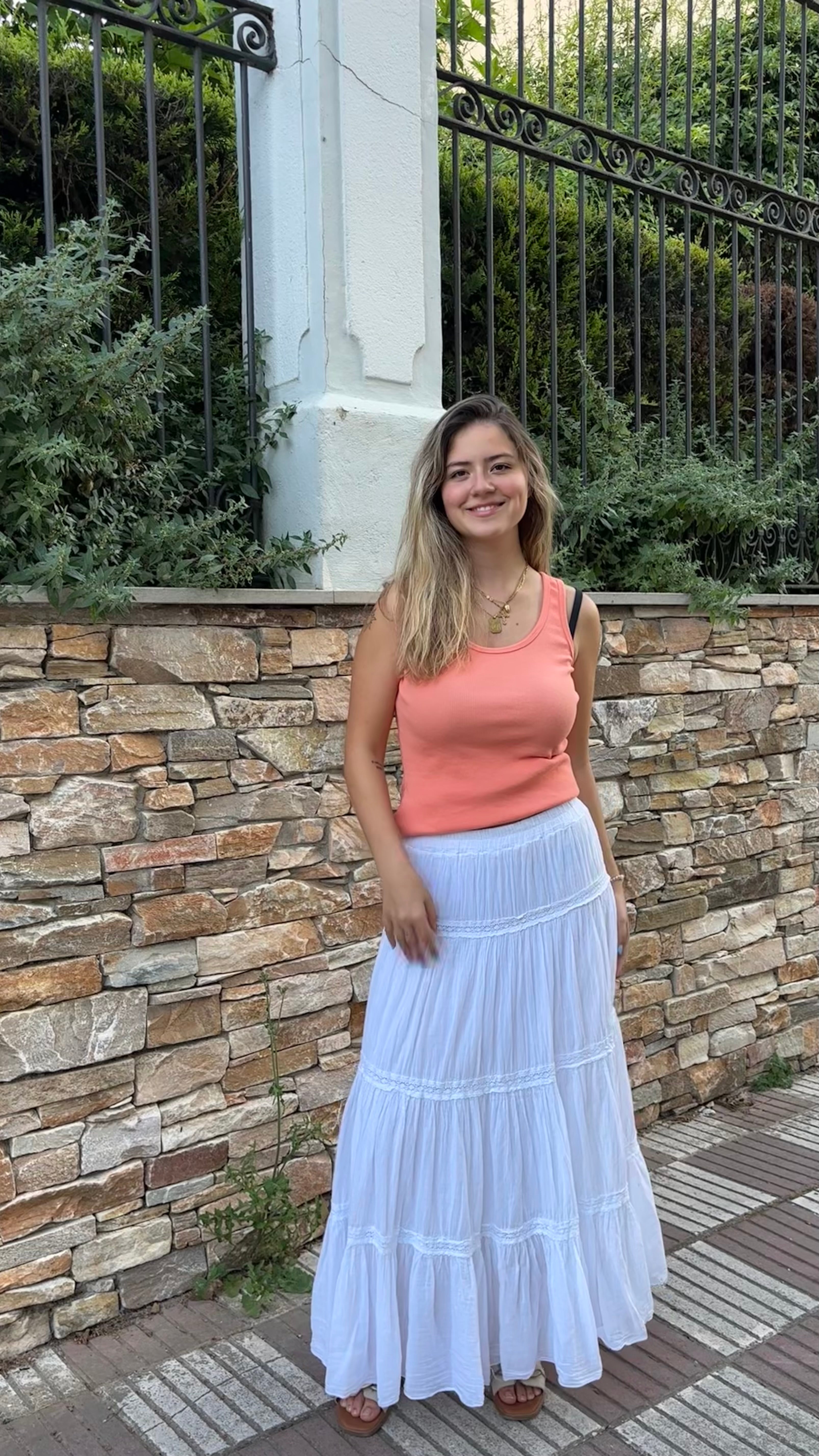 Falda blanca forrada