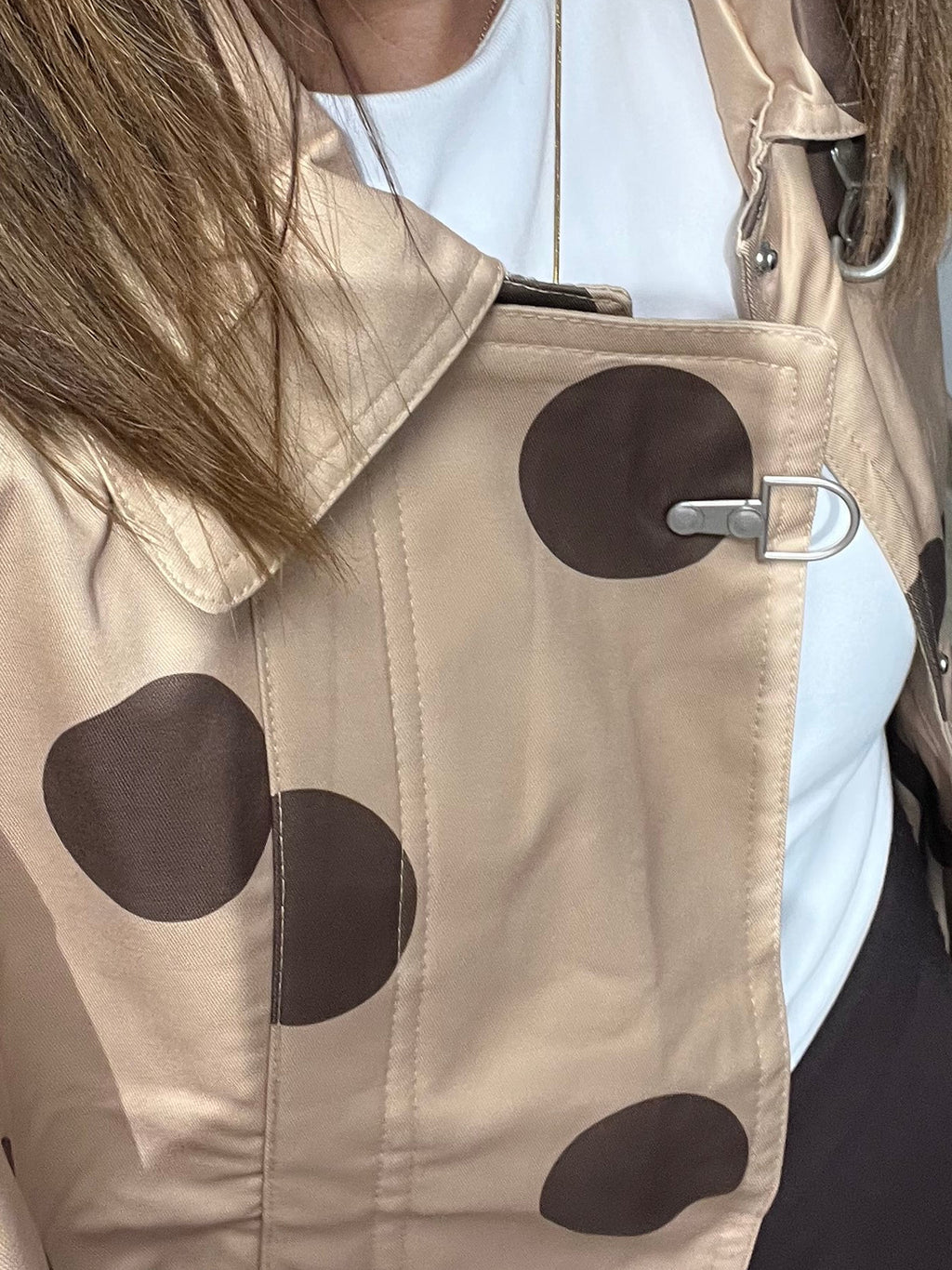 chaqueta gabardina topos