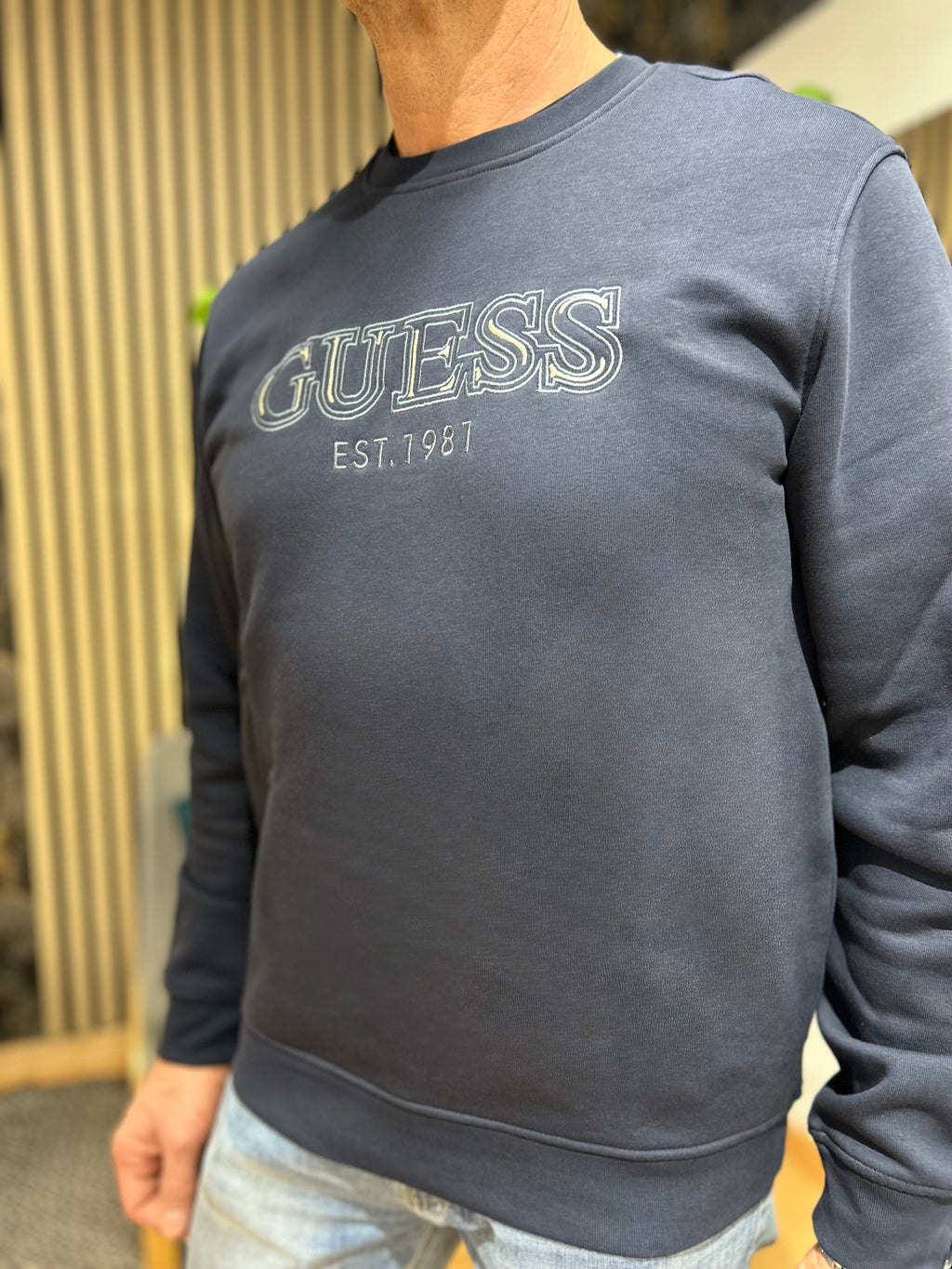 Sudadera GUESS letras