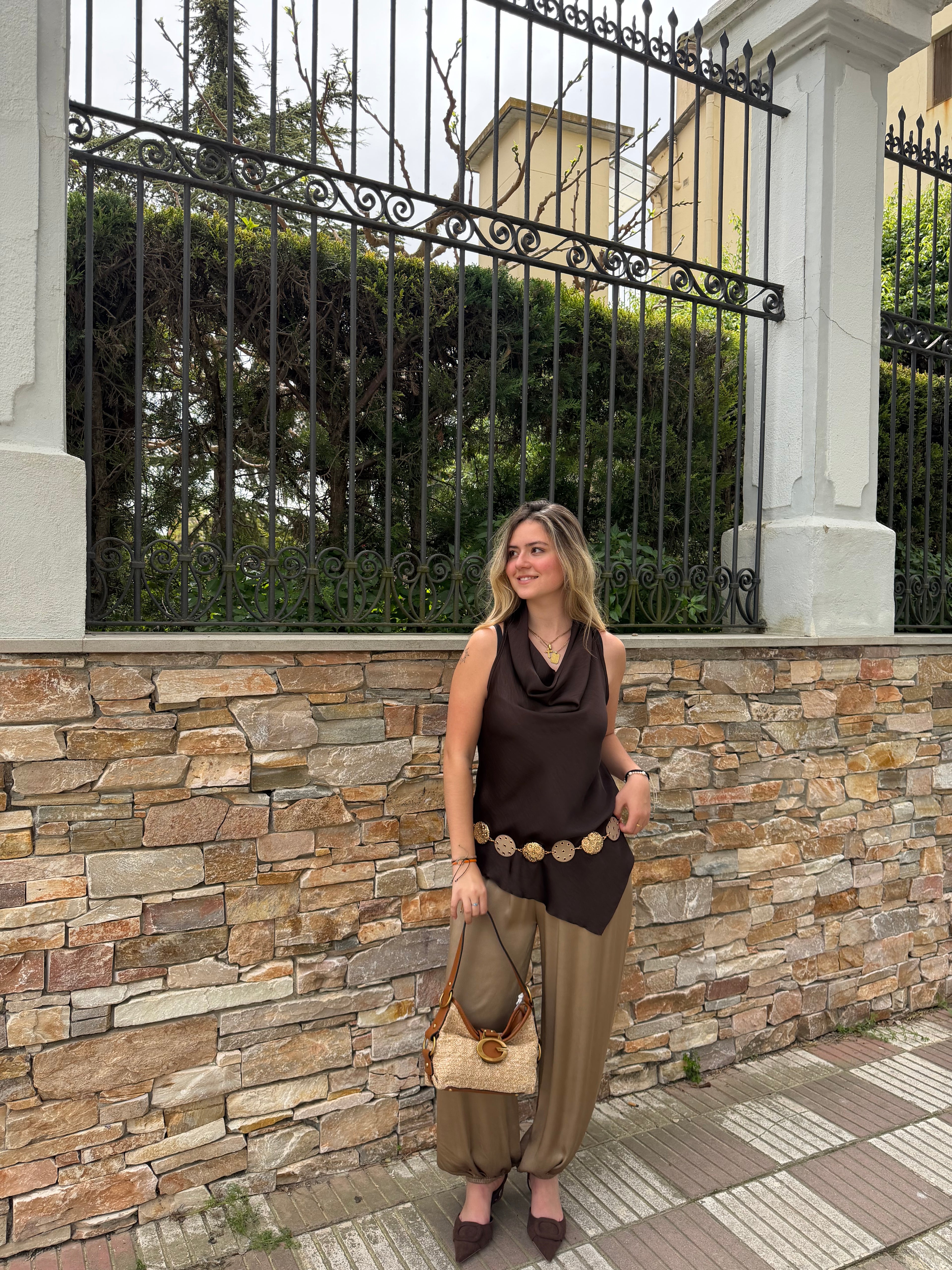 Bolso guess rafia
