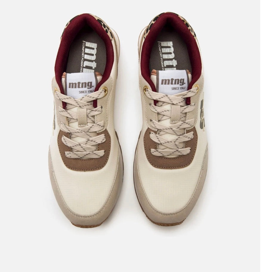zapatillas mustang beige