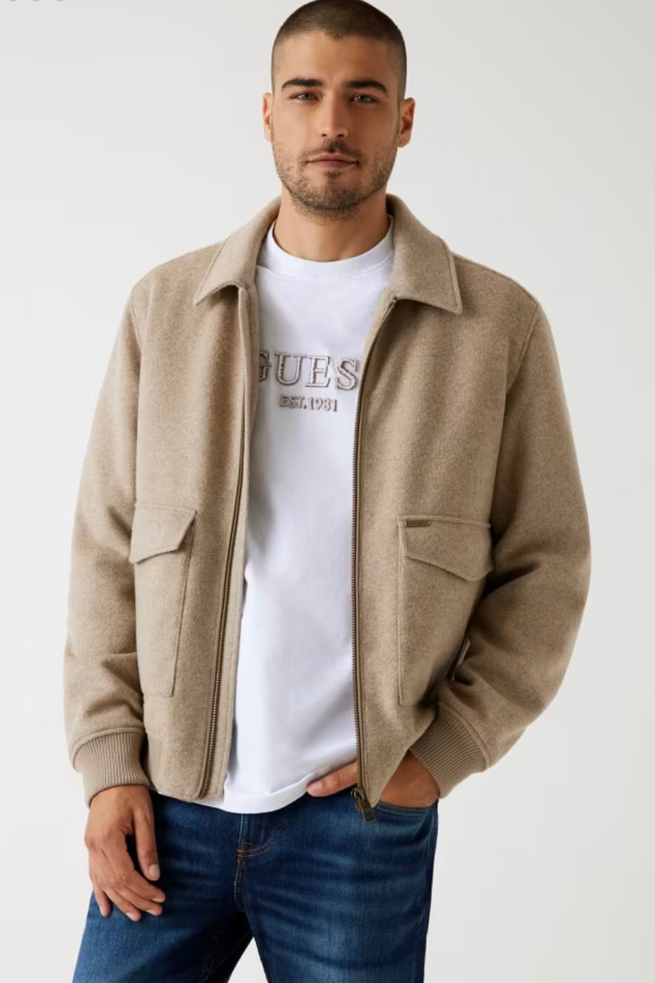 Chaqueta beige GUESS