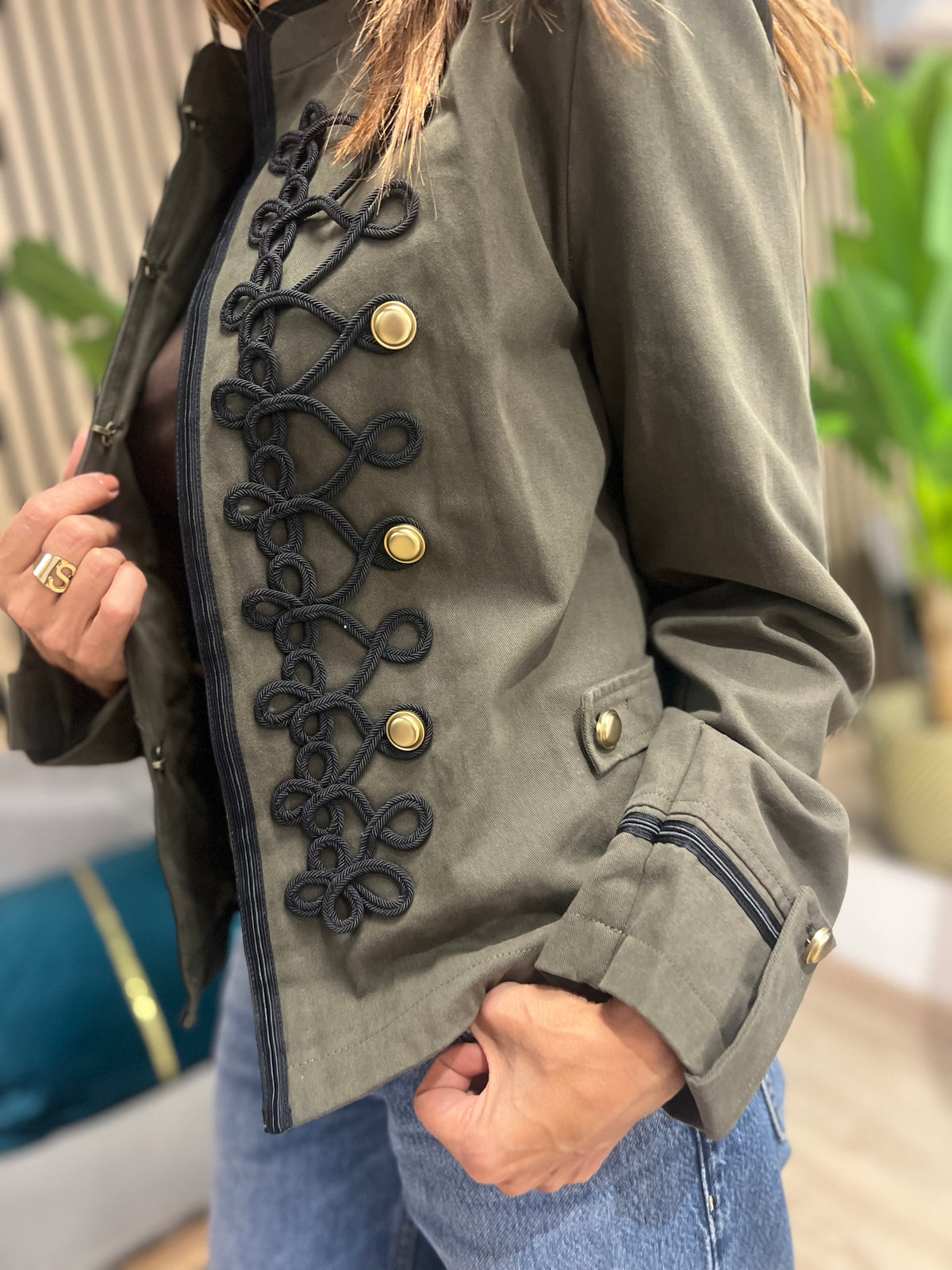 Chaqueta alamares