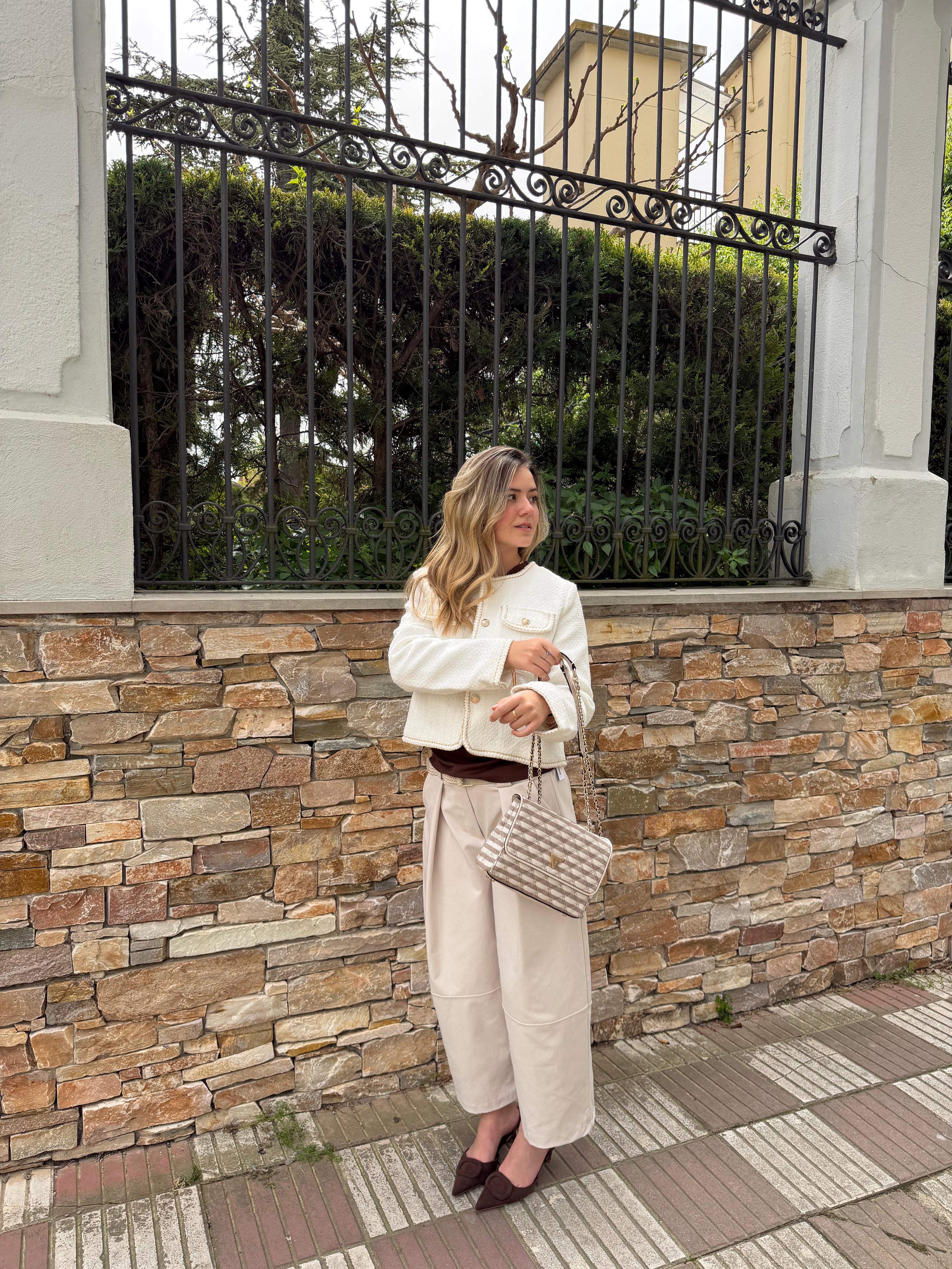 Bolso guess london