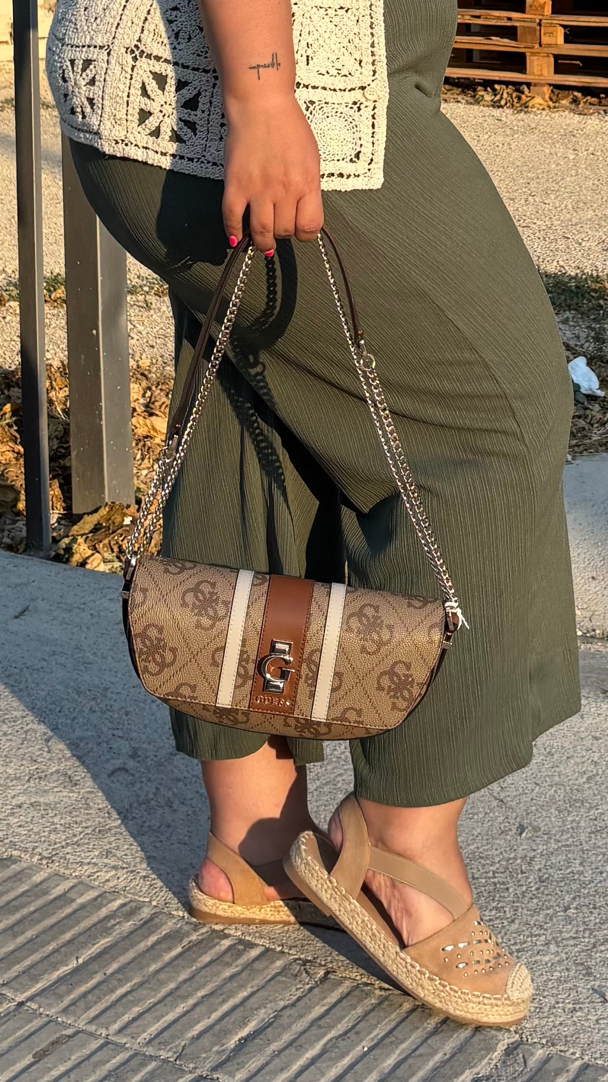 Bolso guess doble cadenado