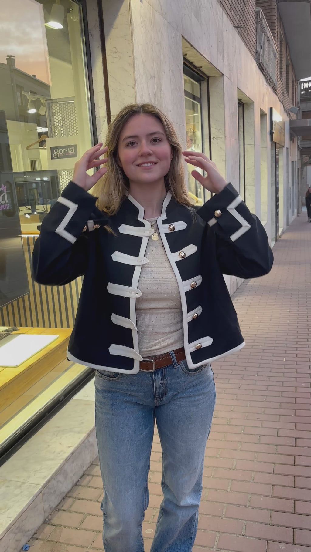 Cazadora botones